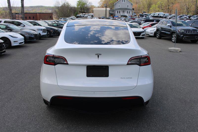 Used 2021 Tesla Model Y Long Range image 7