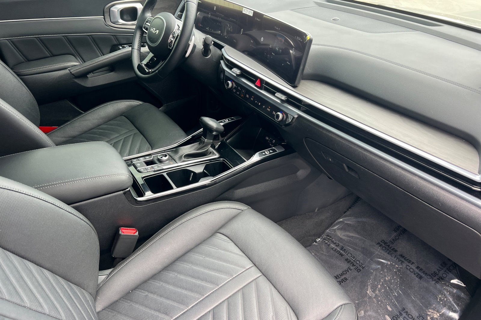 Used 2025 Kia Sorento SX Prestige image 14