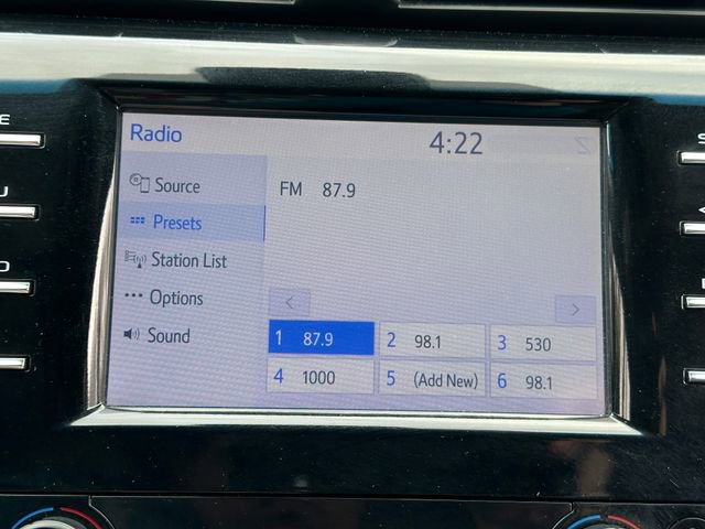 Used 2018 Toyota Camry XSE image 27