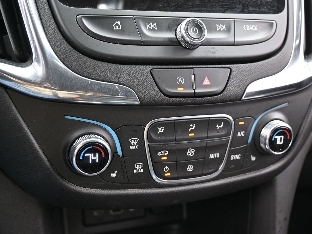 Used 2023 Chevrolet Equinox LT image 25