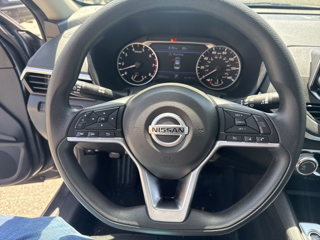 Used 2022 Nissan Altima 2.5 SV FWD image 13