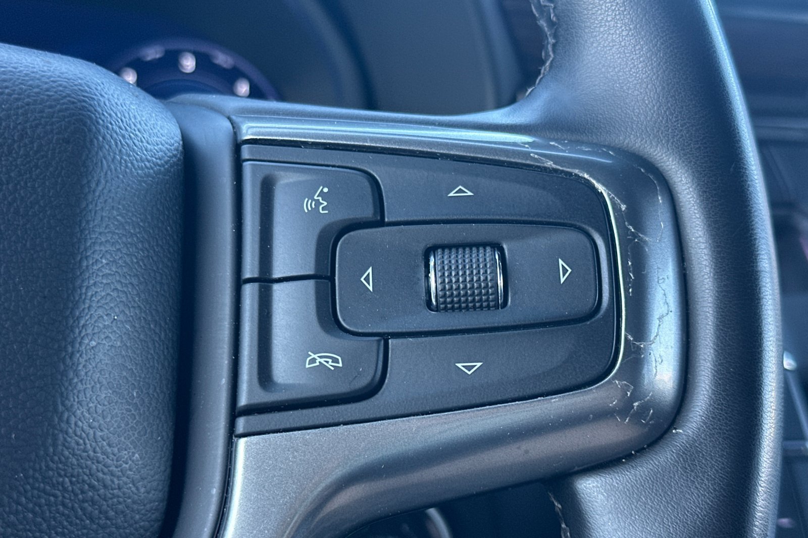 Used 2024 Chevrolet Tahoe Premier RWD image 36