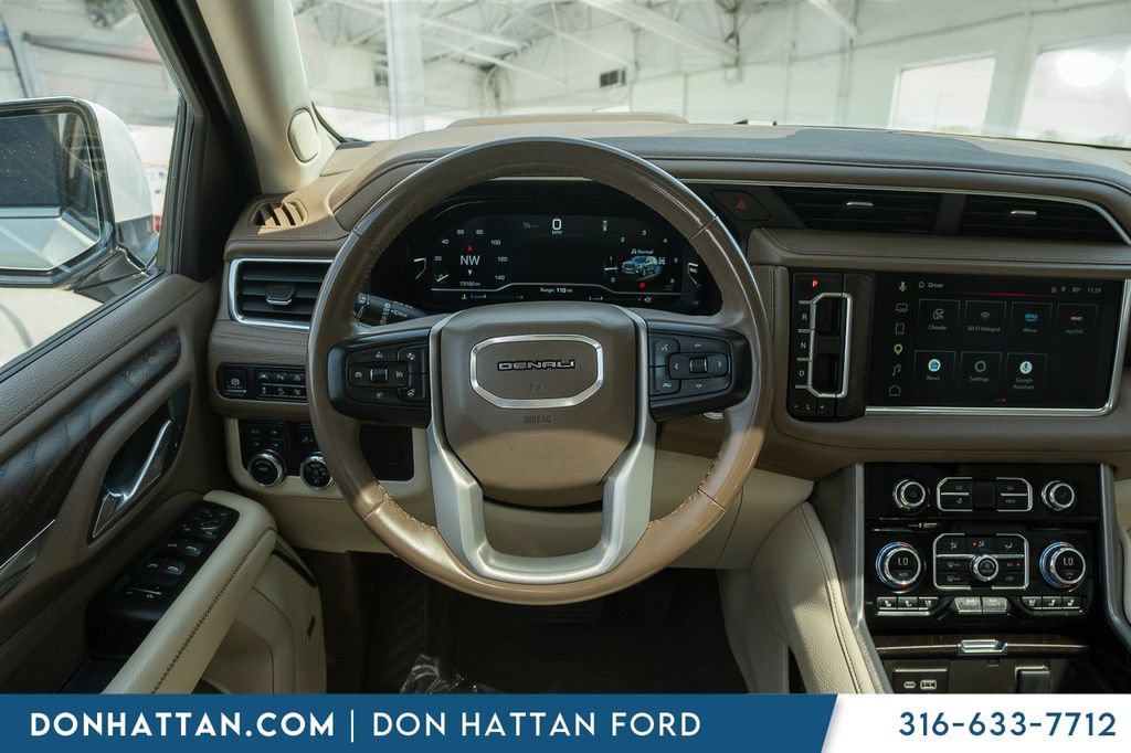 Used 2024 GMC Yukon XL Denali AWD/4WD image 5