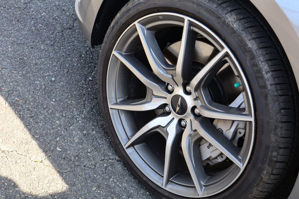 Used 2026 Genesis G70 2.5T image 43