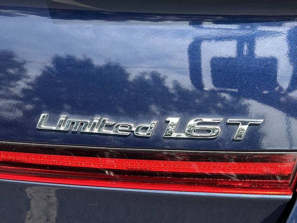 Used 2022 Hyundai Sonata Limited w/ Cargo Package FWD image 10
