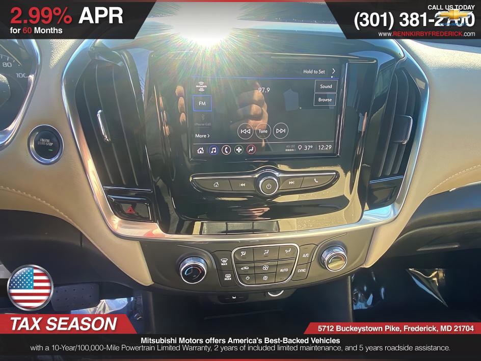 Used 2023 Chevrolet Traverse LS image 11