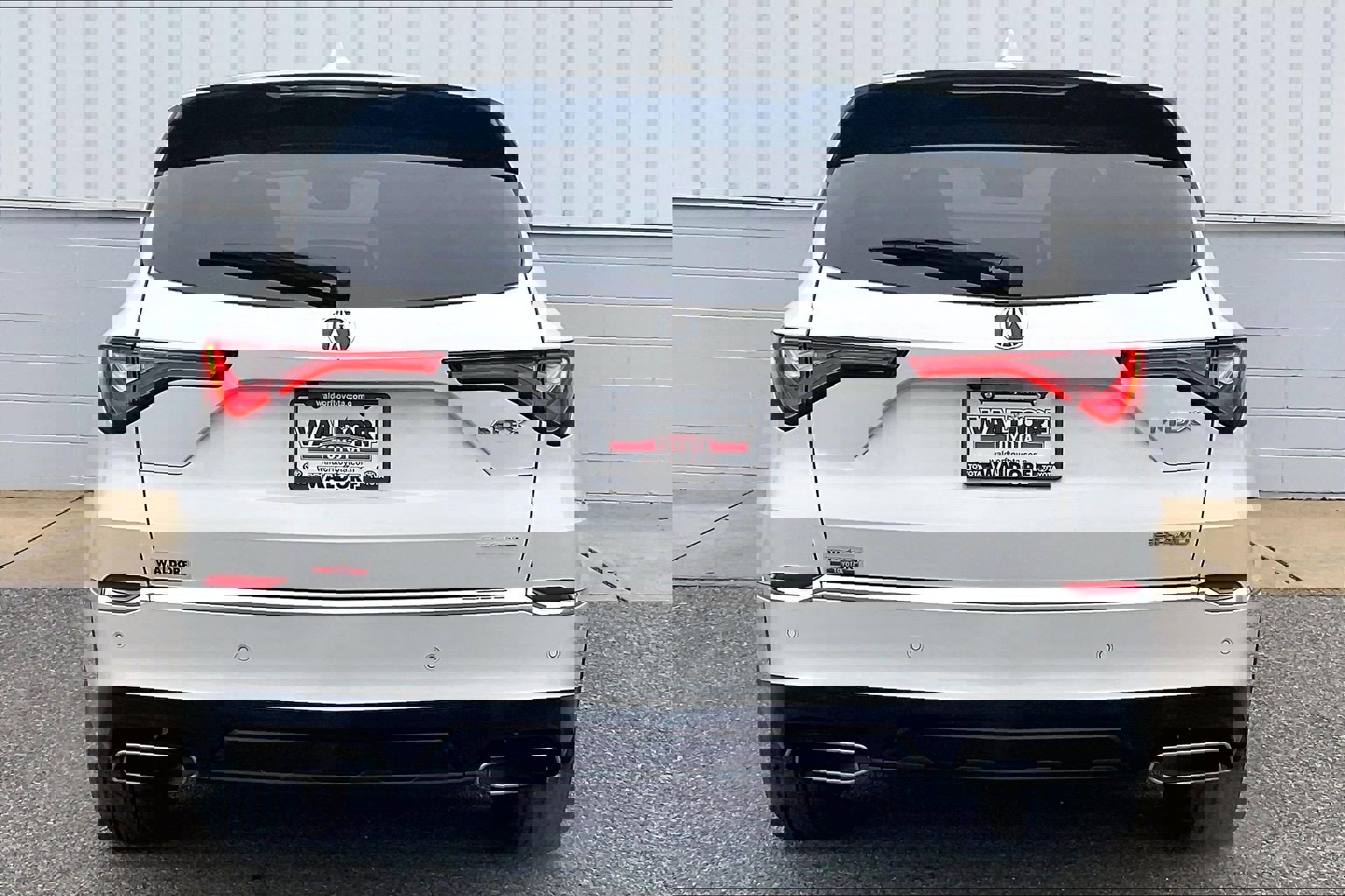 Used 2023 Acura MDX SH-AWD w/ Technology Package image 5