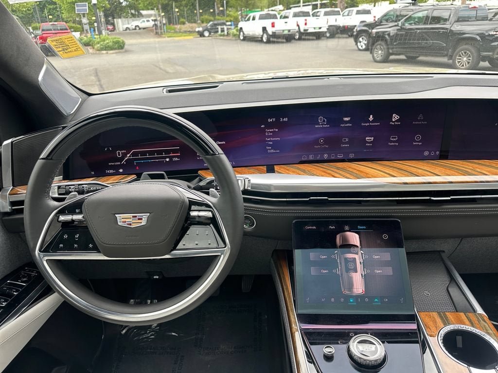 Certified 2025 Cadillac Escalade ESV Premium Luxury Platinum AWD/4WD image 17