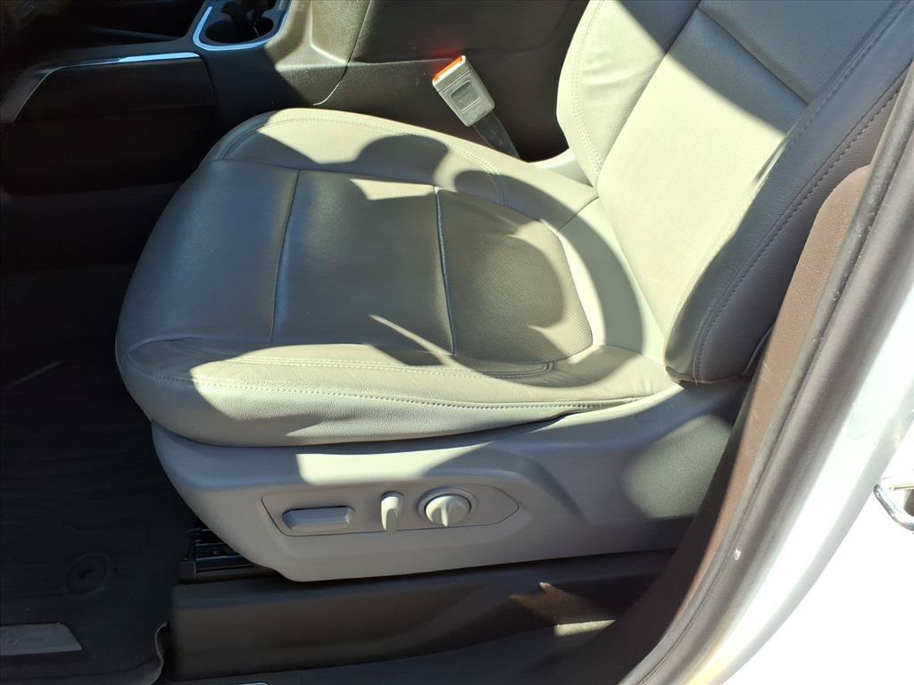 Used 2020 GMC Sierra 1500 SLT w/ SLT Premium Plus Package AWD/4WD image 22