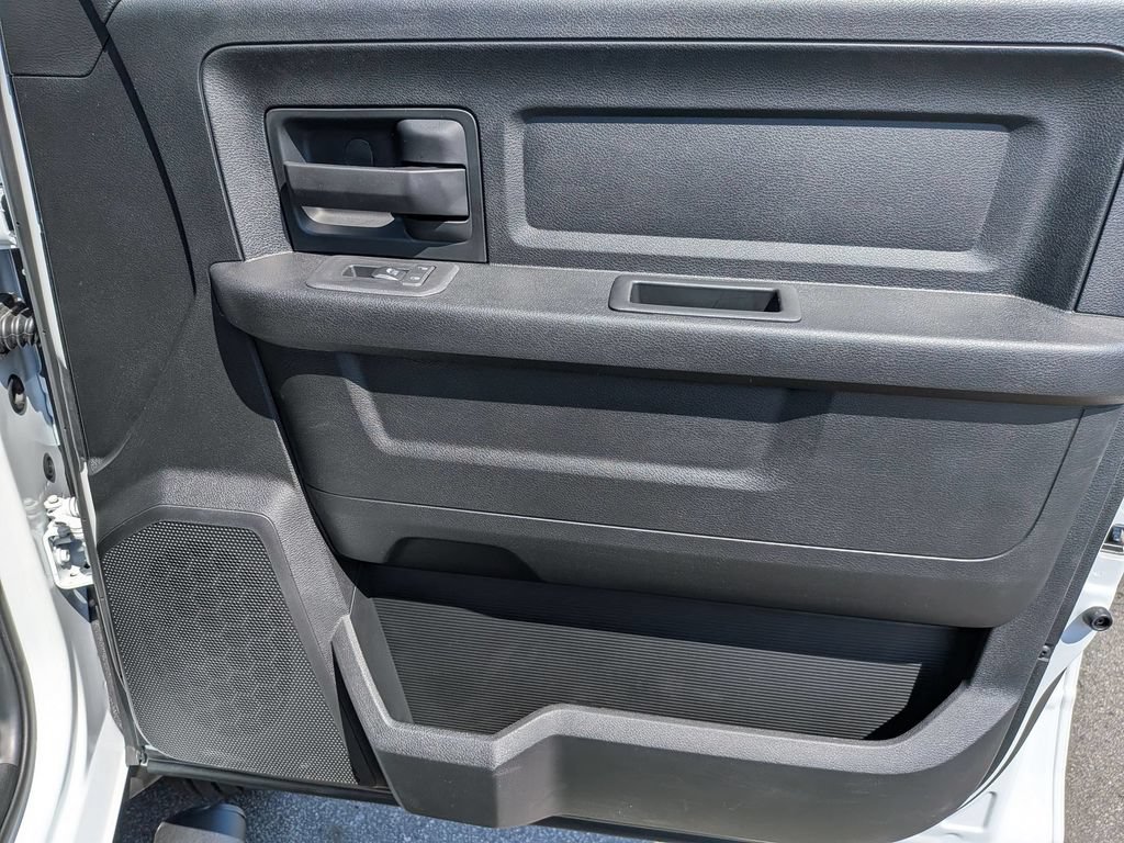 New 2026 RAM 5500 Tradesman w/ Chrome Appearance Group AWD/4WD image 28