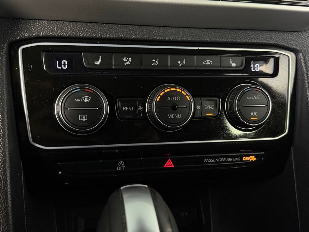 Used 2023 Volkswagen Atlas SE w/ Black Wheel Package FWD image 18