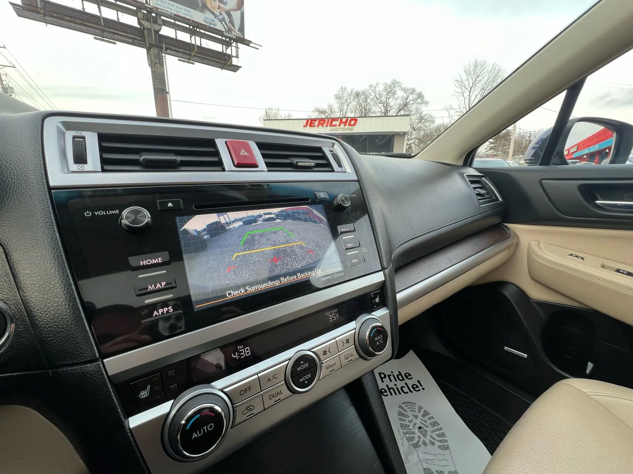 Used 2016 Subaru Outback 3.6R Limited image 17