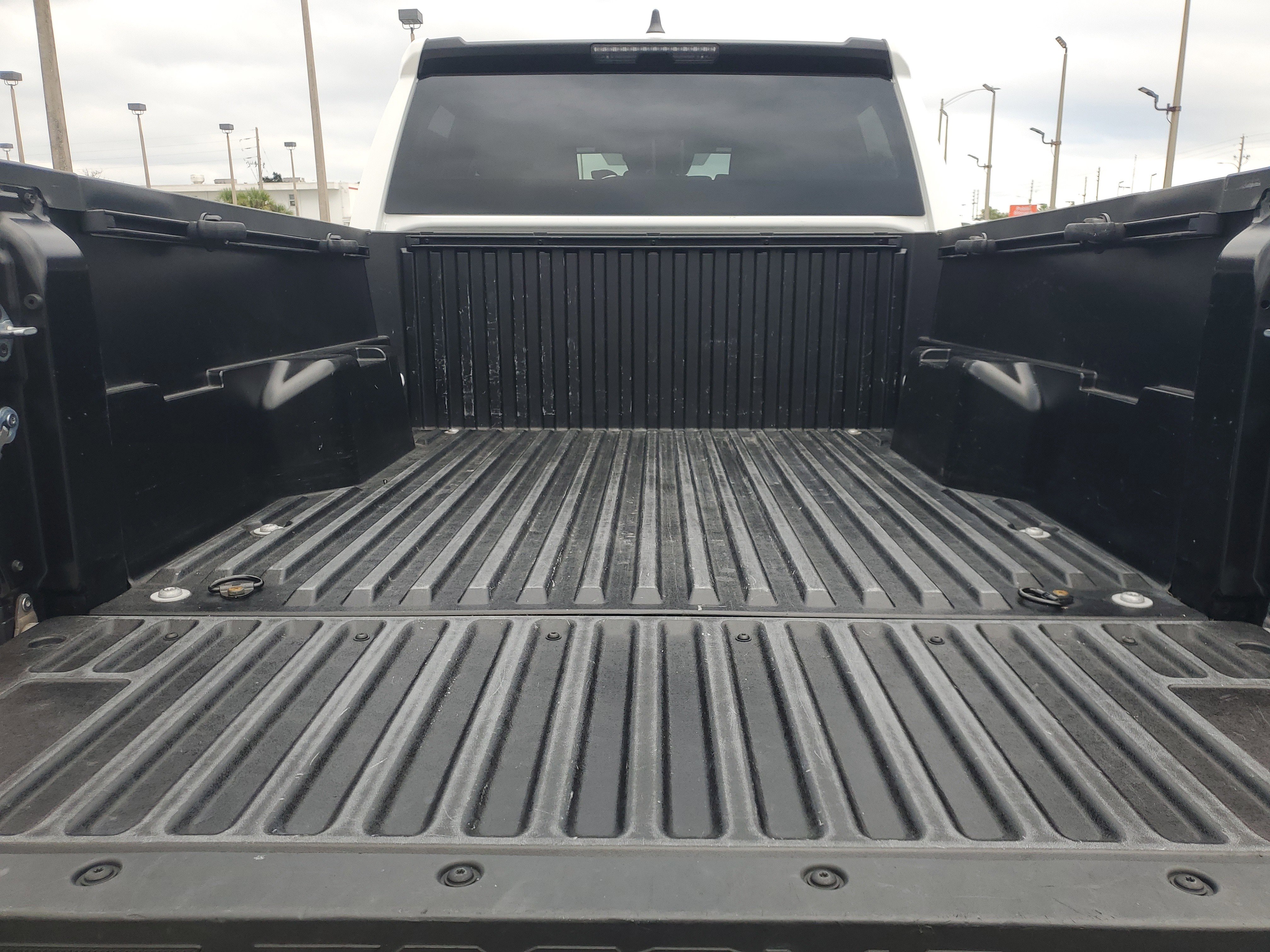 Used 2024 Toyota Tacoma SR image 7