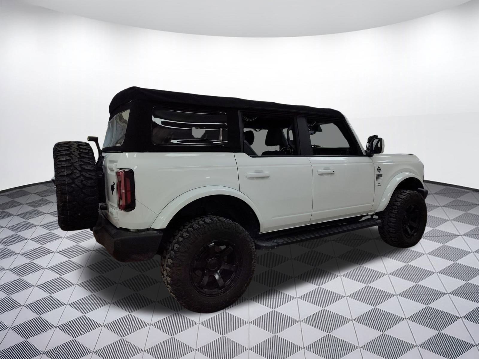 Used 2021 Ford Bronco Outer Banks image 8