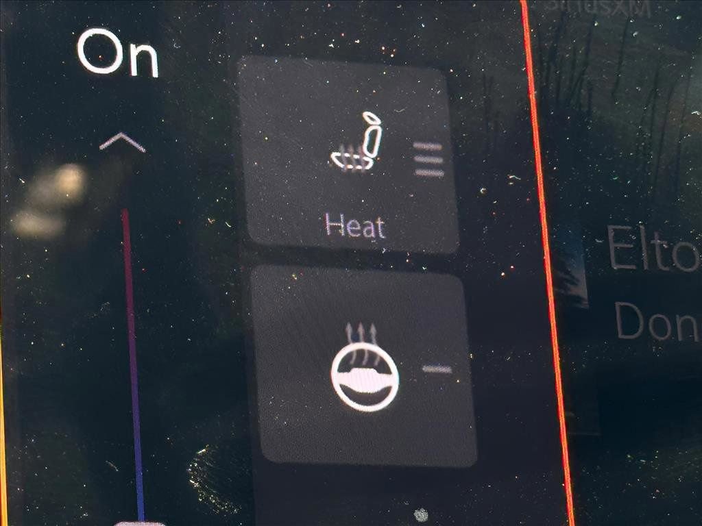 Used 2023 Jeep Grand Cherokee Altitude image 28