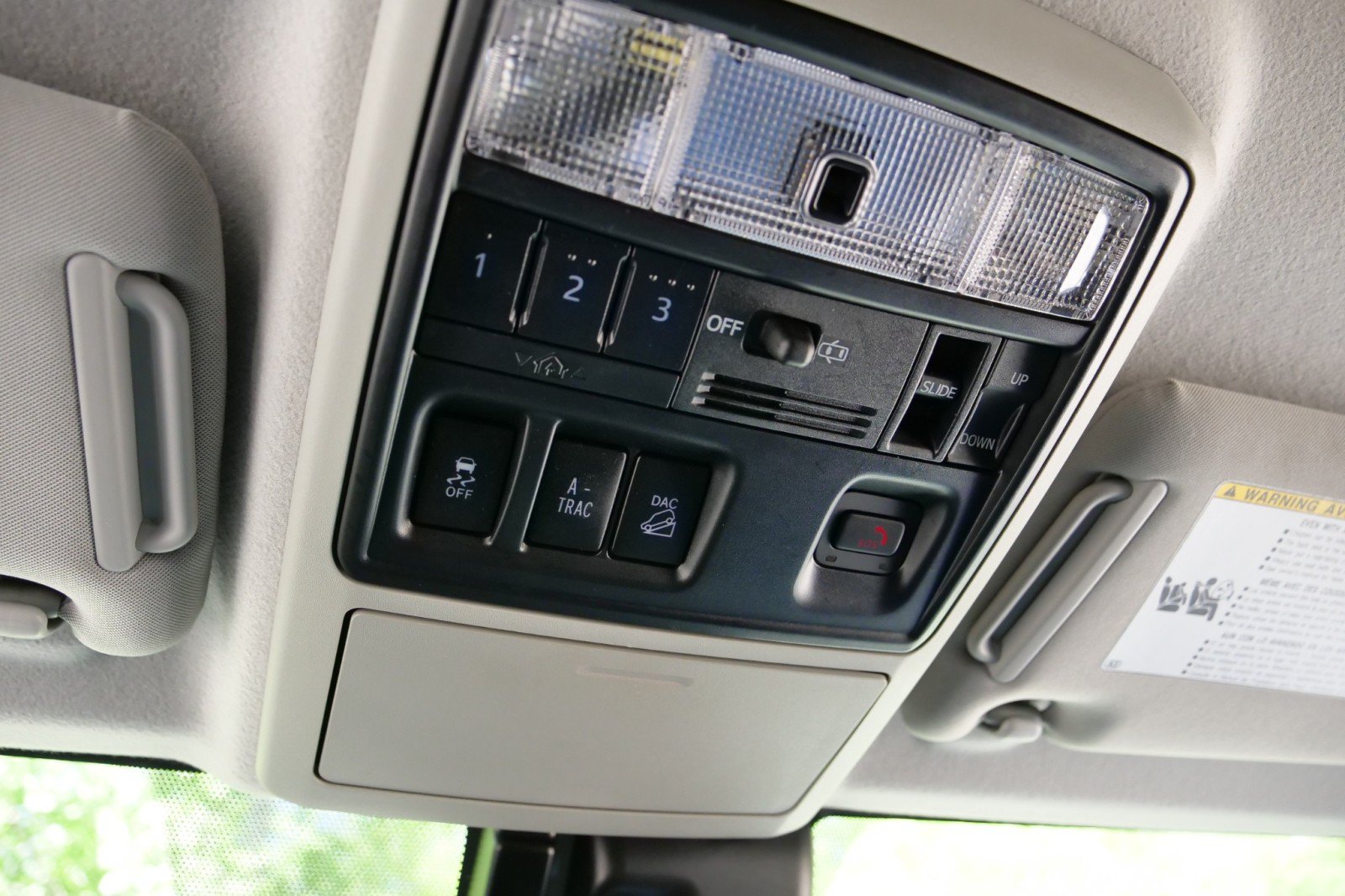 Used 2023 Toyota 4Runner Limited AWD/4WD image 18