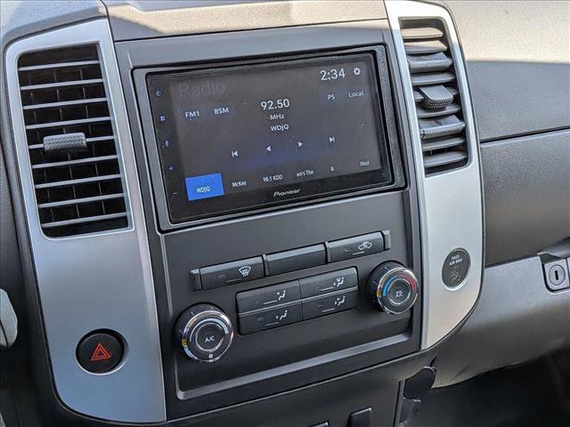 Used 2011 Nissan Frontier SV w/ SV Premium Utility Pkg image 11