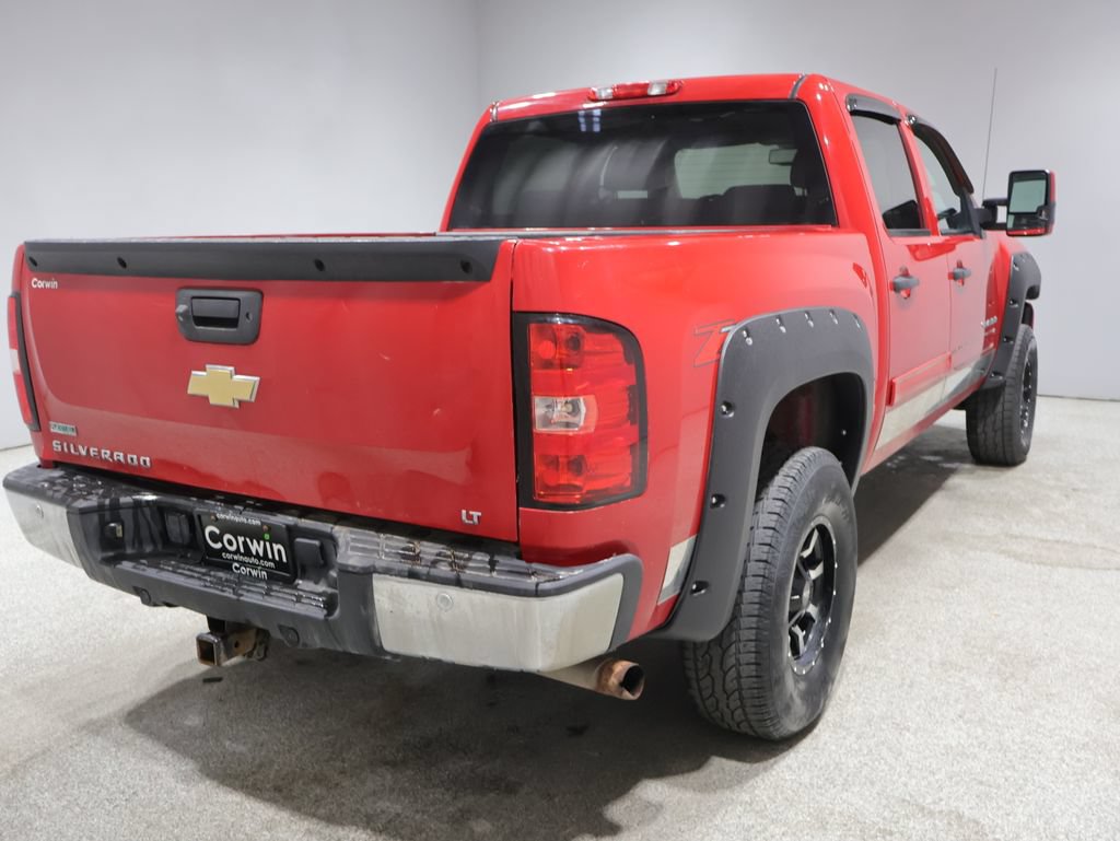 Used 2011 Chevrolet Silverado 1500 LT w/ All-Star Edition AWD/4WD image 2