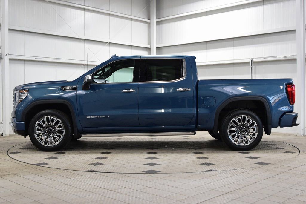 Used 2024 GMC Sierra 1500 Denali Ultimate image 4