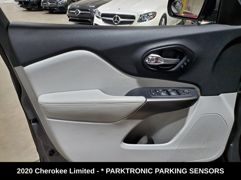 Used 2020 Jeep Cherokee Limited w/ Luxury Group FWD image 8