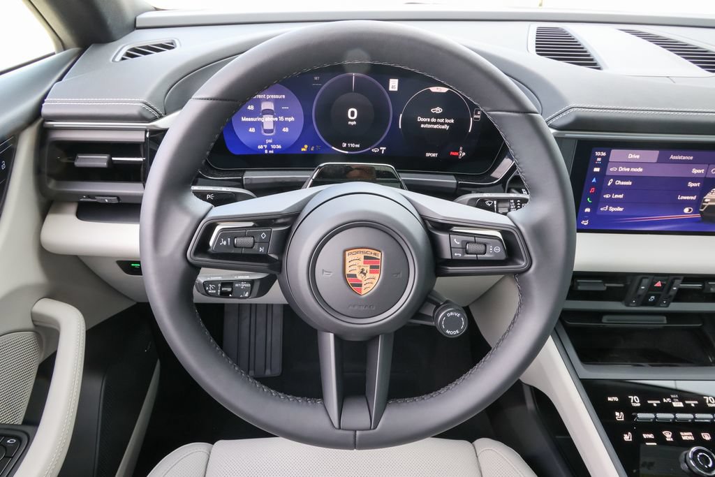 New 2026 Porsche Macan 4 Electric AWD/4WD image 15