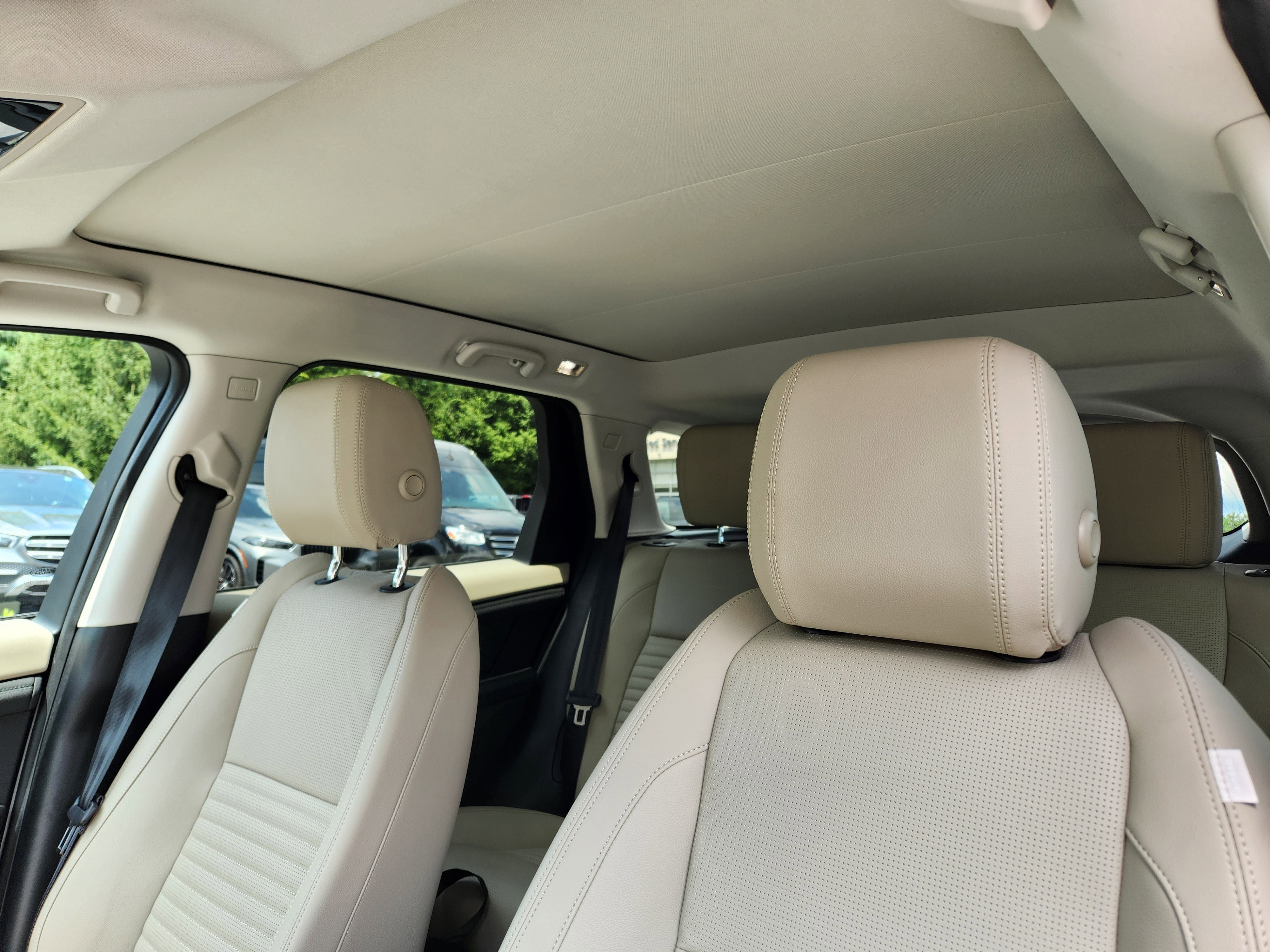 Certified 2025 Land Rover Discovery Sport S image 10