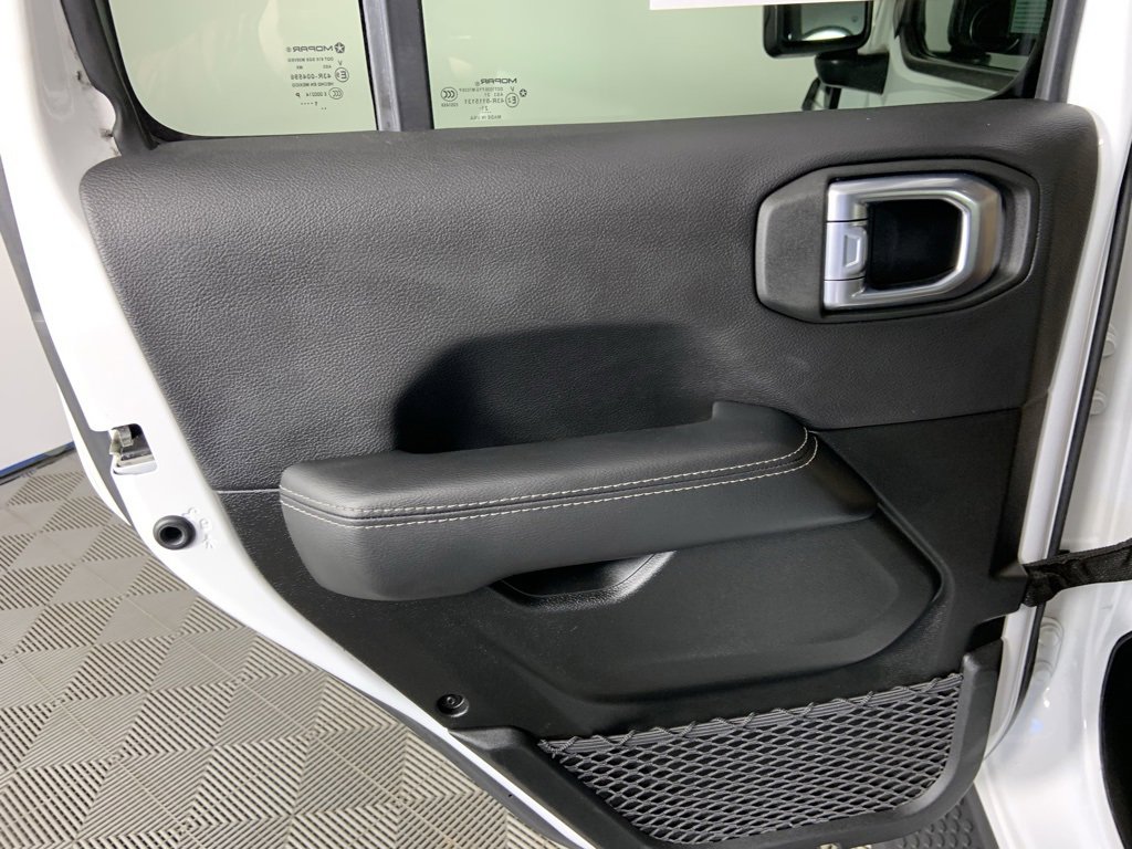 Used 2021 Jeep Wrangler Unlimited Sahara image 18