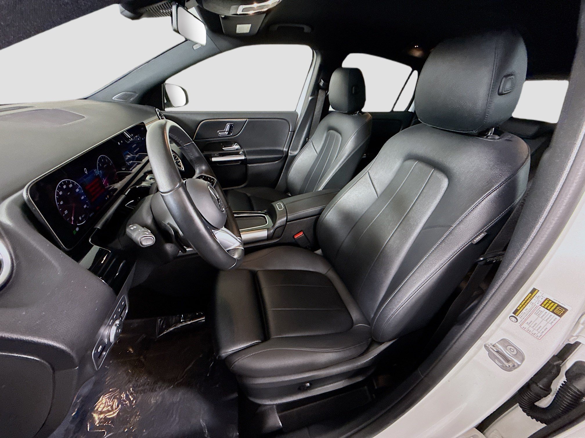 Used 2025 Mercedes-Benz GLA 250 image 22