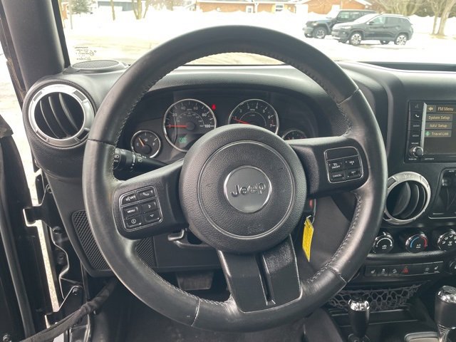 Used 2015 Jeep Wrangler Sahara w/ Connectivity Group image 12