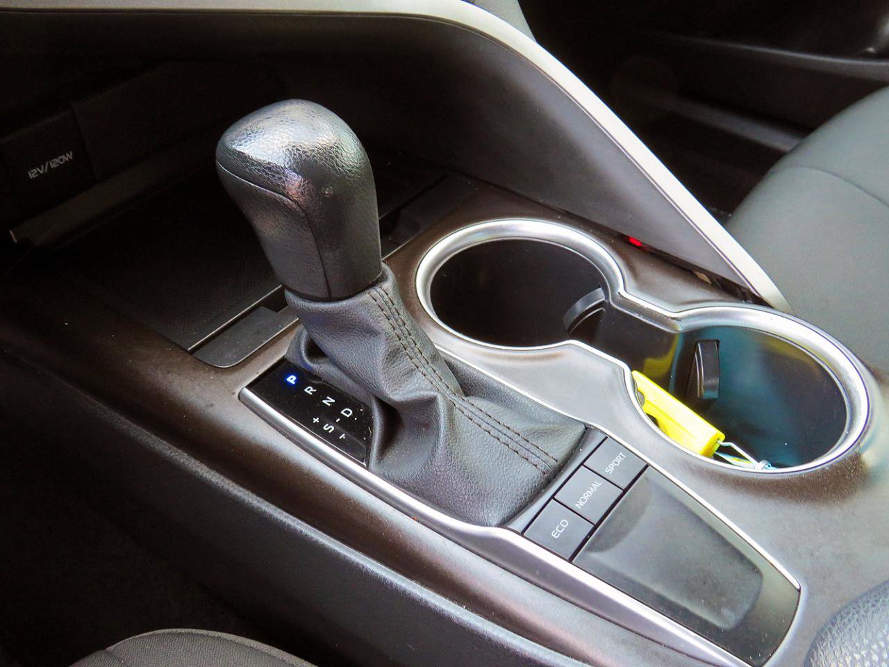 Used 2024 Toyota Camry LE image 28