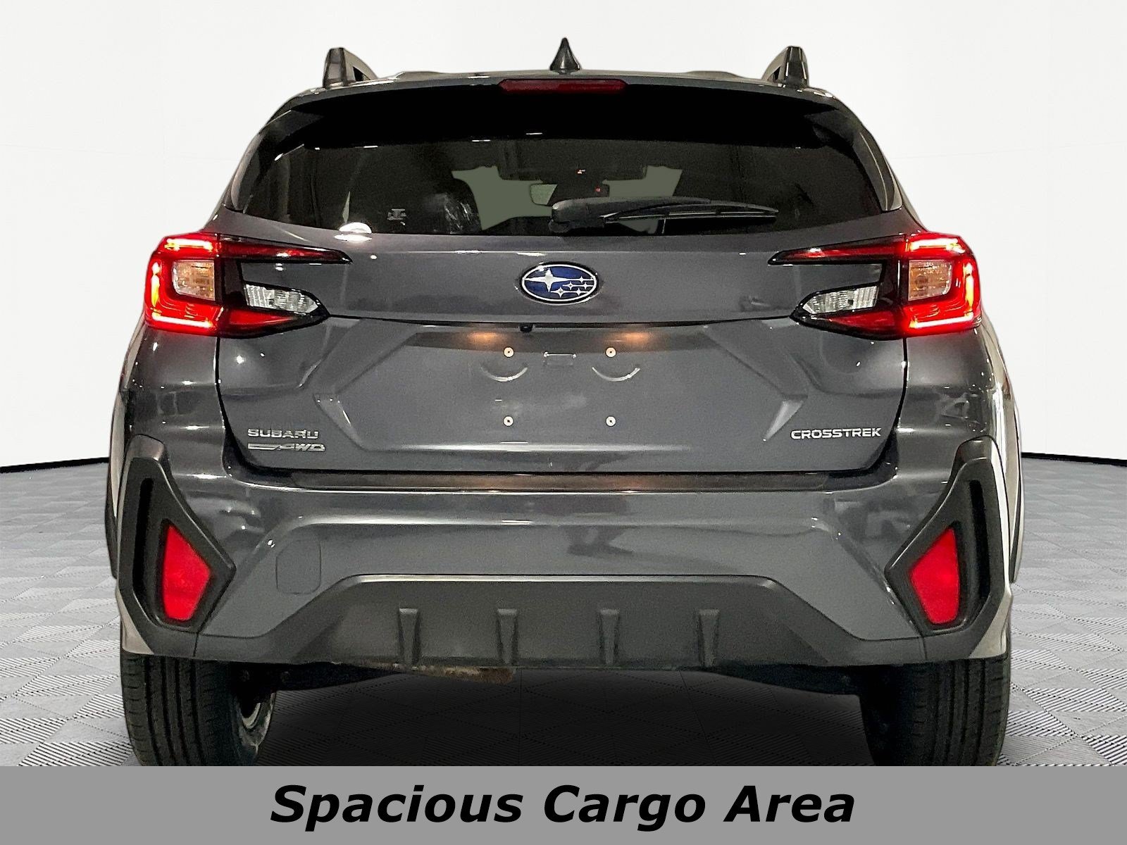 Used 2024 Subaru Crosstrek 2.0i Premium AWD/4WD image 5