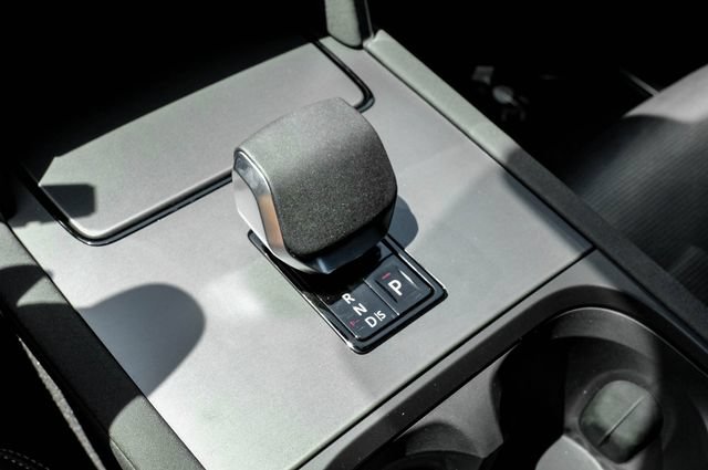 New 2026 Land Rover Discovery Sport Landmark AWD/4WD image 34