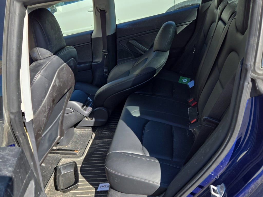 Used 2020 Tesla Model 3 Long Range image 8