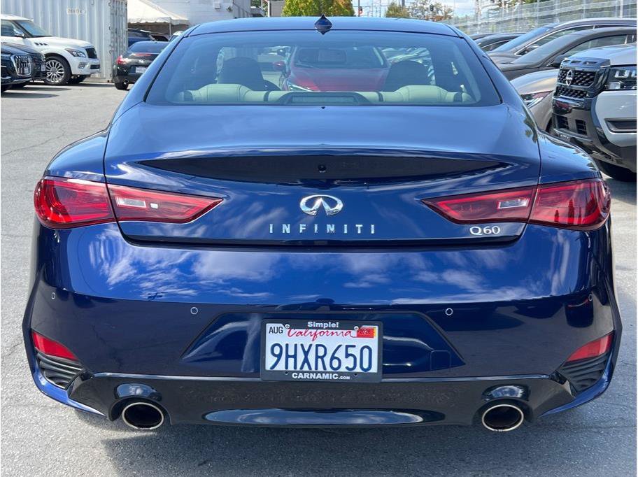 Used 2022 INFINITI Q60 3.0t Luxe w/ Essential Package RWD image 4