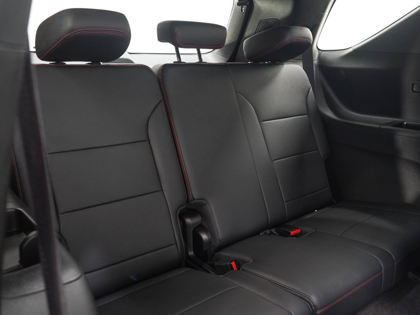 Used 2025 Chevrolet Traverse RS AWD/4WD image 15