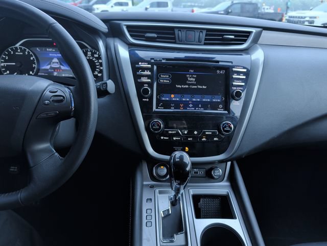 Used 2023 Nissan Murano SV w/ SV Midnight Edition Package AWD/4WD image 17