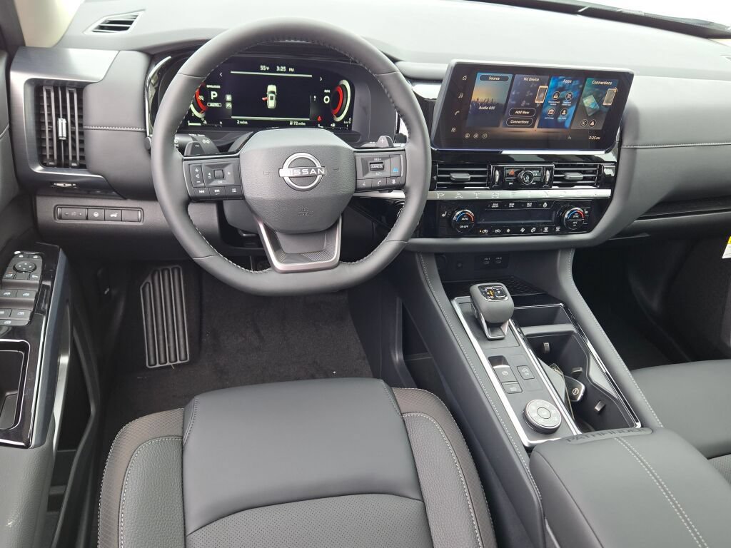 New 2026 Nissan Pathfinder SL AWD/4WD image 17