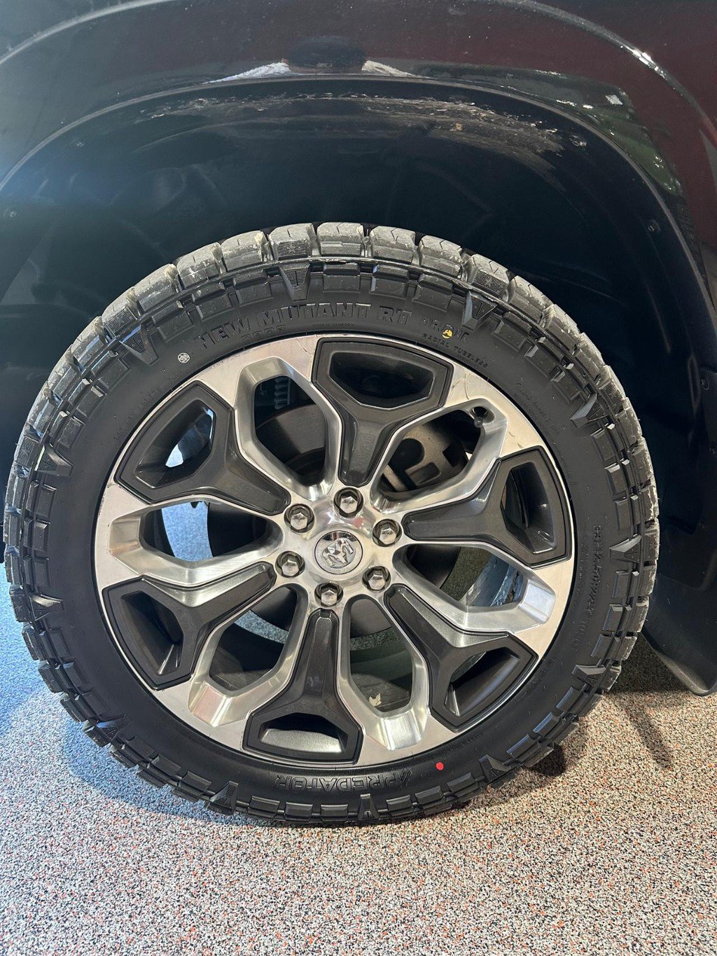 Used 2021 RAM 1500 Limited w/ Advanced Safety Group AWD/4WD image 11