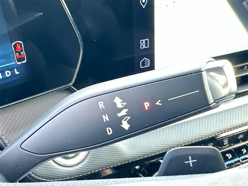 Certified 2025 Chevrolet Equinox LT image 17