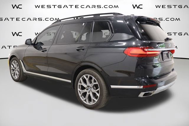 Used 2022 BMW X7 xDrive40i w/ Cold Weather Package image 5
