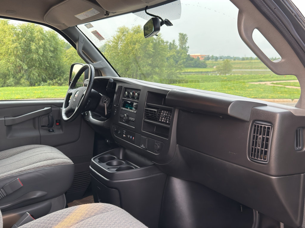 Used 2023 GMC Savana 3500 Extended w/ Driver Convenience Package RWD image 21
