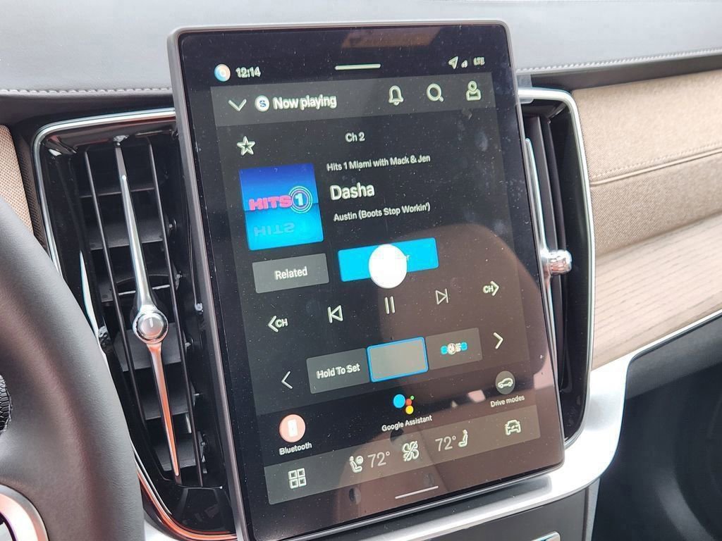 New 2026 Volvo XC90 B6 Plus w/ Protection Package Premier image 12