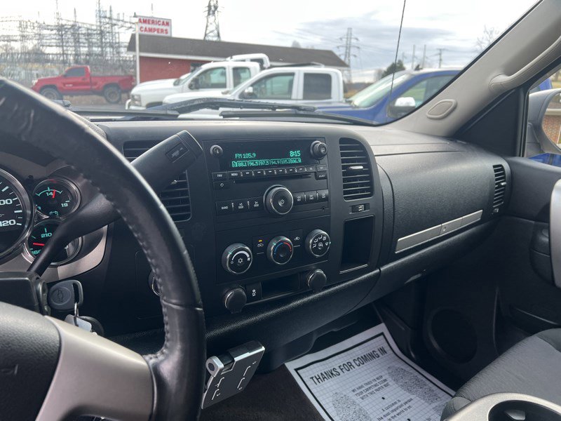 Used 2013 Chevrolet Silverado 1500 LT AWD/4WD image 10