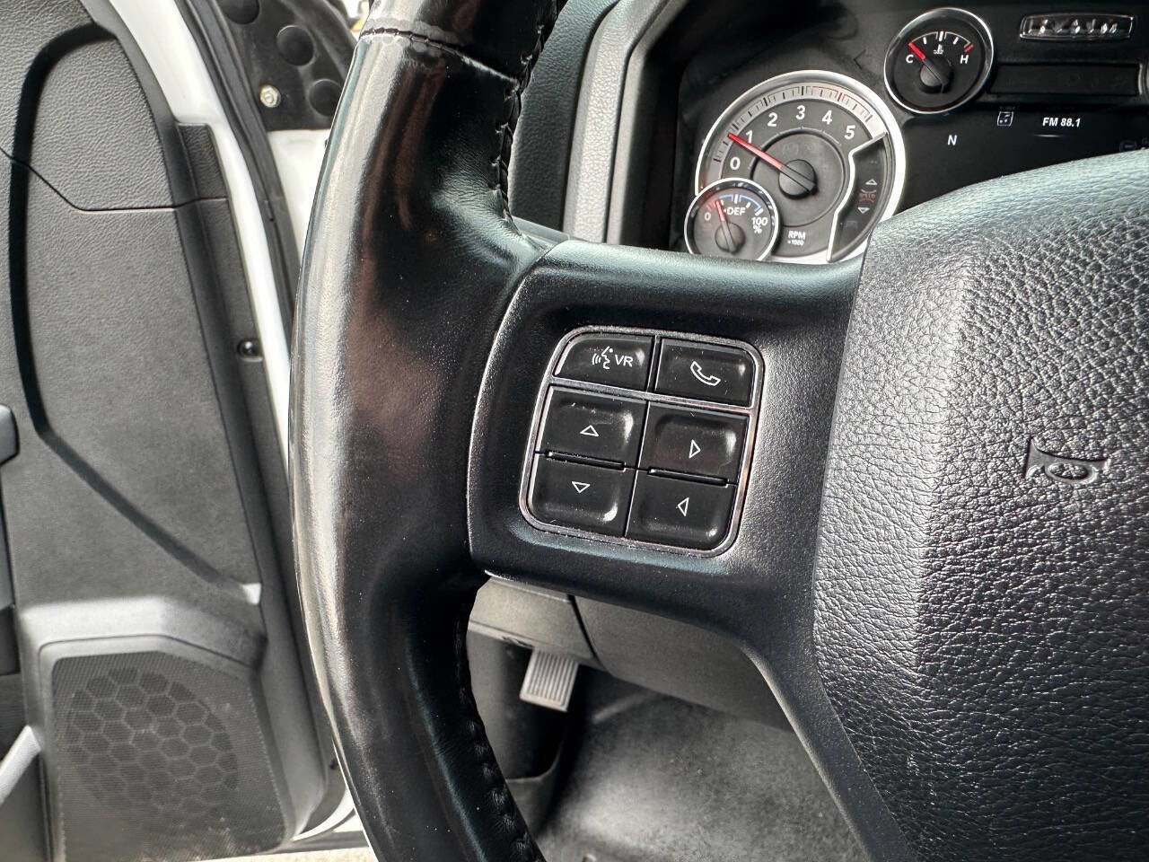 Used 2018 RAM 3500 Big Horn AWD/4WD image 43