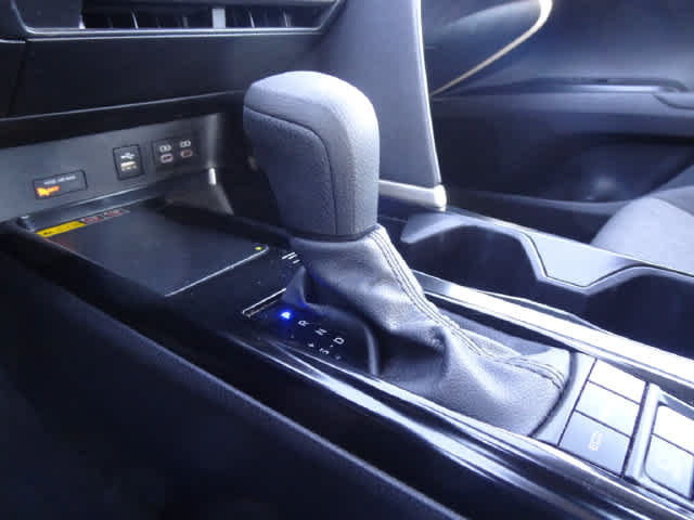 Used 2025 Toyota Camry LE FWD image 26