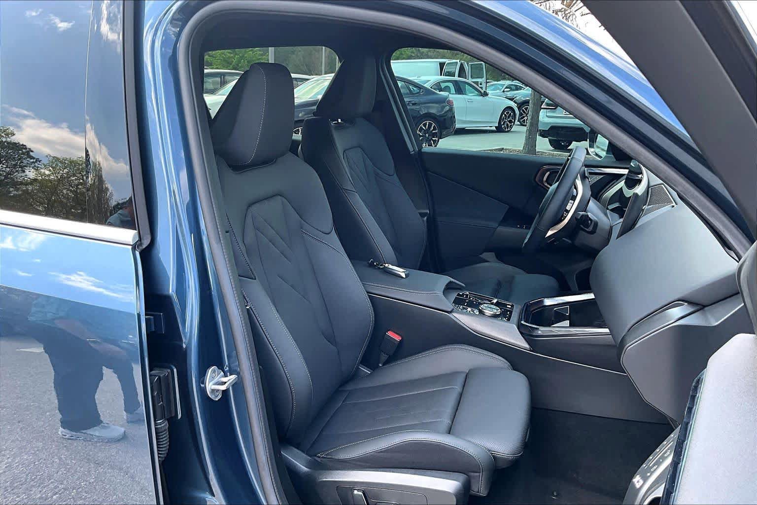 Certified 2025 BMW X3 xDrive30i w/ Premium Package AWD/4WD image 8