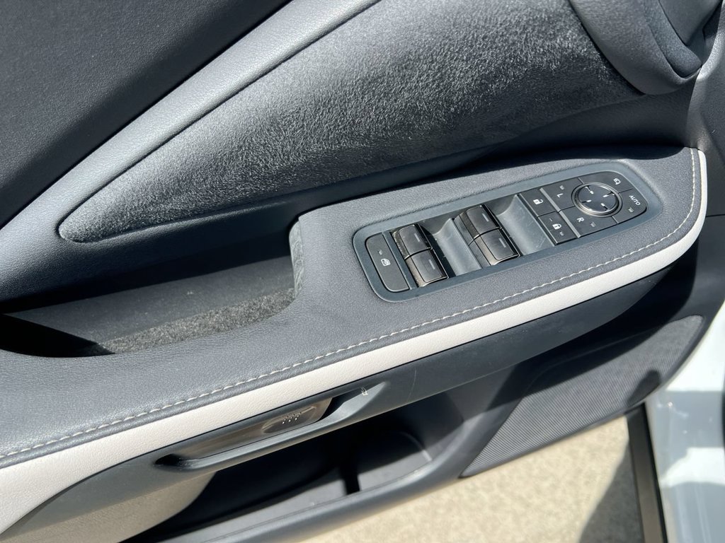Certified 2025 Lexus TX 500h AWD w/ Technology Package image 11