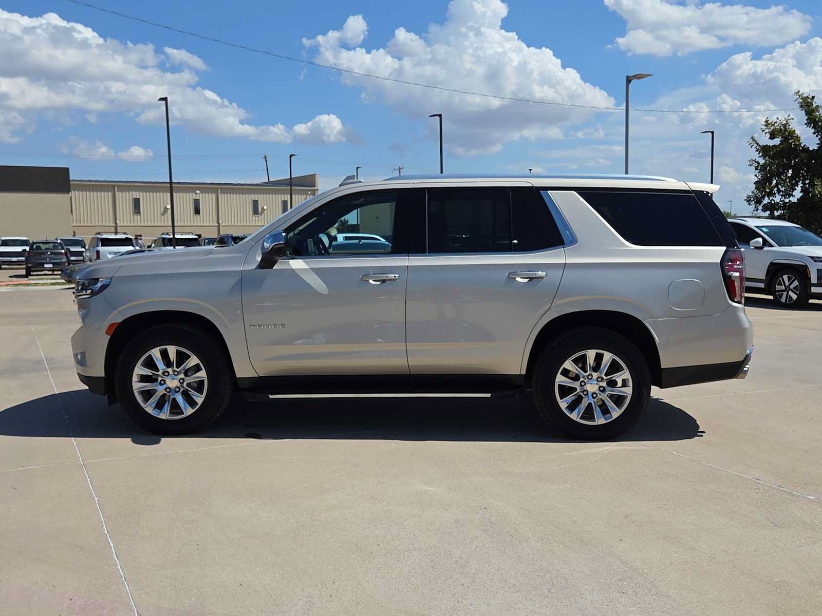 Used 2021 Chevrolet Tahoe Premier RWD image 12