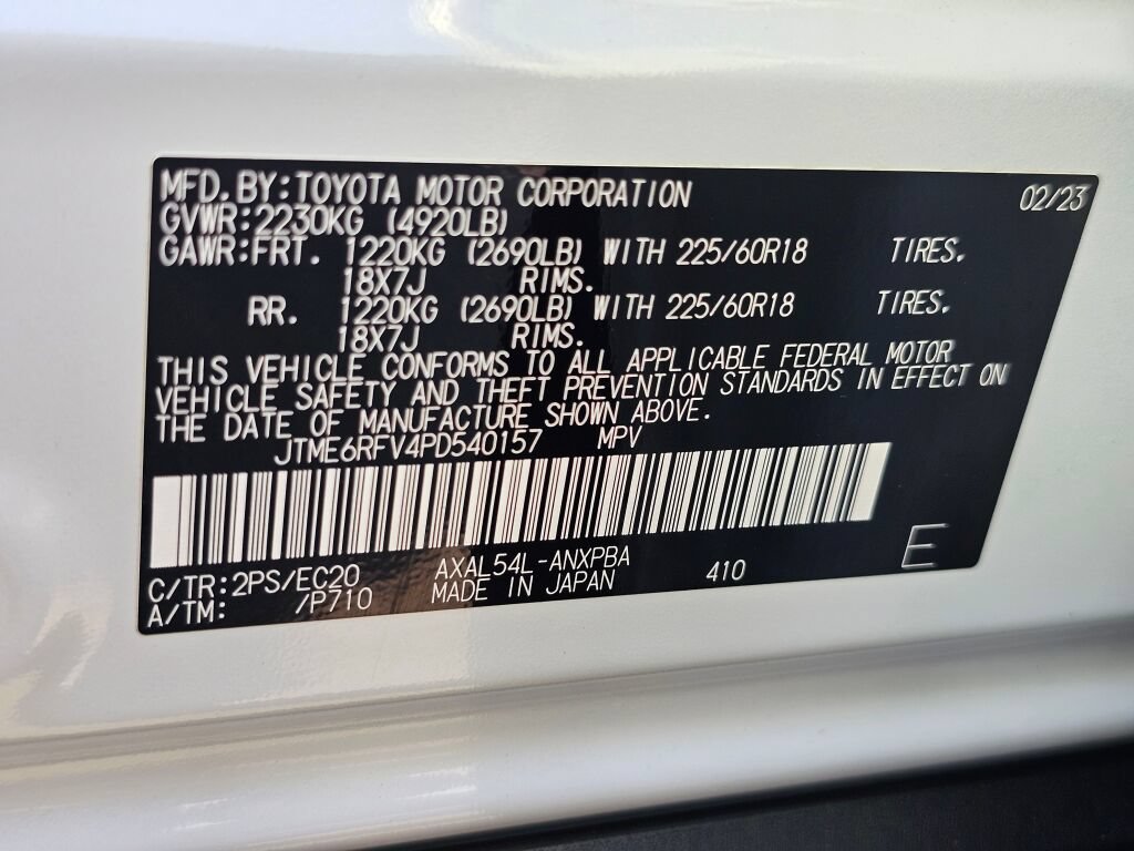 Used 2023 Toyota RAV4 XSE w/ XSE Grade Weather Package AWD/4WD image 32