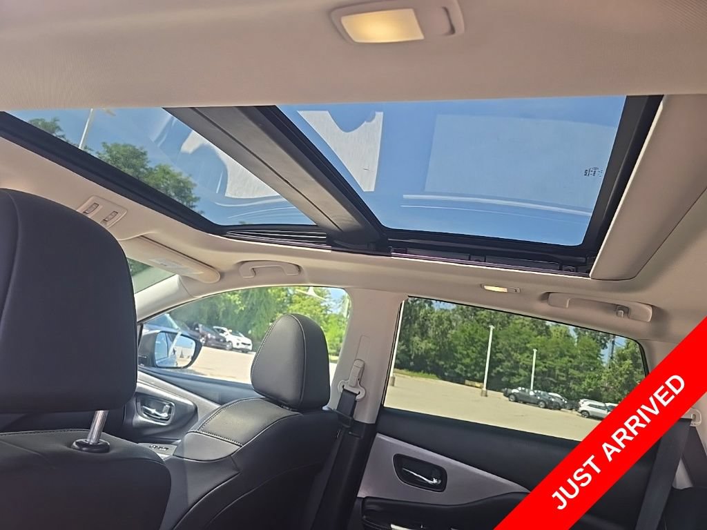 Used 2023 Nissan Murano SL AWD/4WD image 10